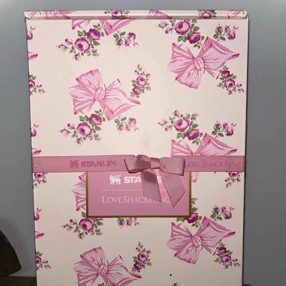Loveshackfancy X Stanley Holiday Pink 40oz Tumbler